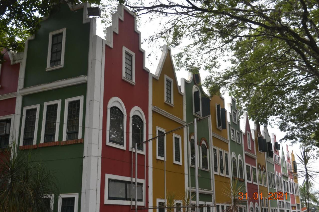 Apto Top Centrum Holambra/Excelente Localizacao Luaran gambar